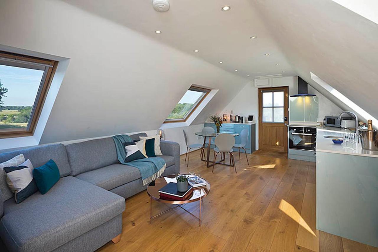 ワイモンダム The Pheasantry Bed & Breakfast エクステリア 写真