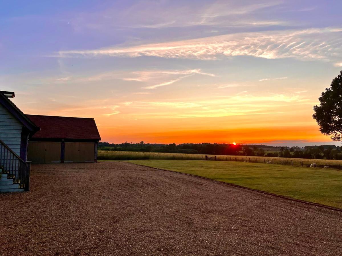 ワイモンダム The Pheasantry Bed & Breakfast エクステリア 写真